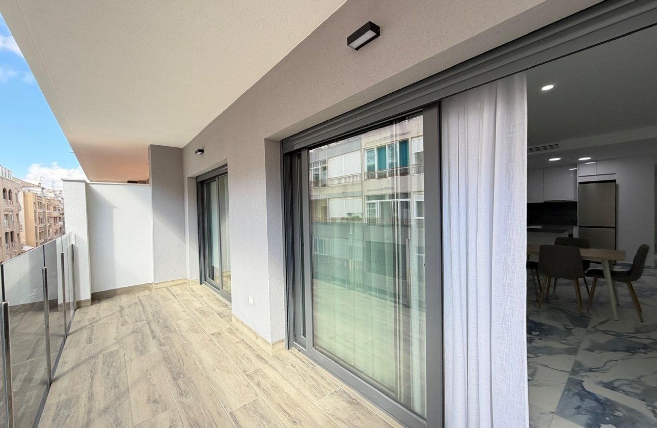 Resale - Apartment -
Torrevieja - Estacion De Autobuses