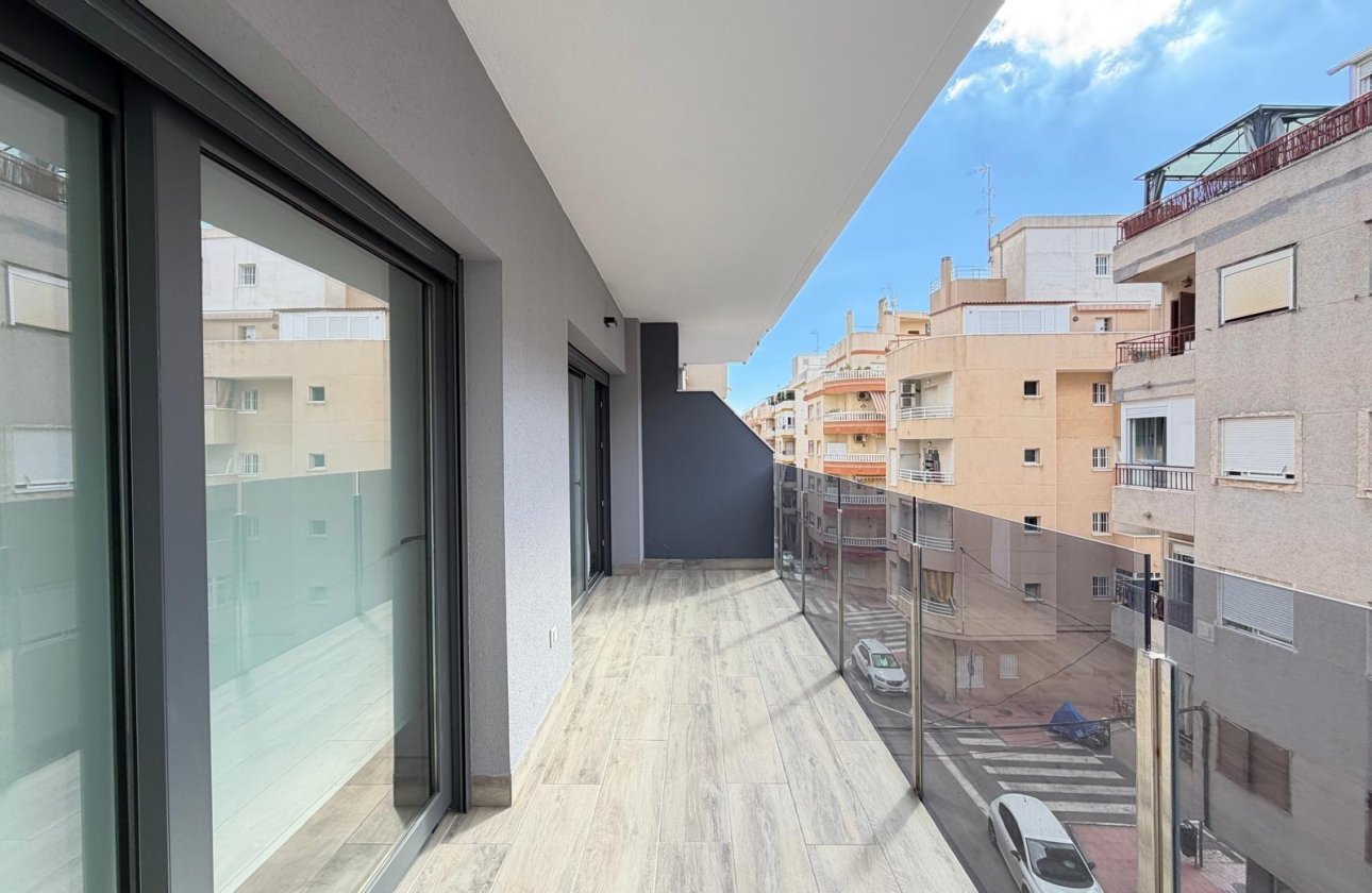 Resale - Apartment -
Torrevieja - Estacion De Autobuses