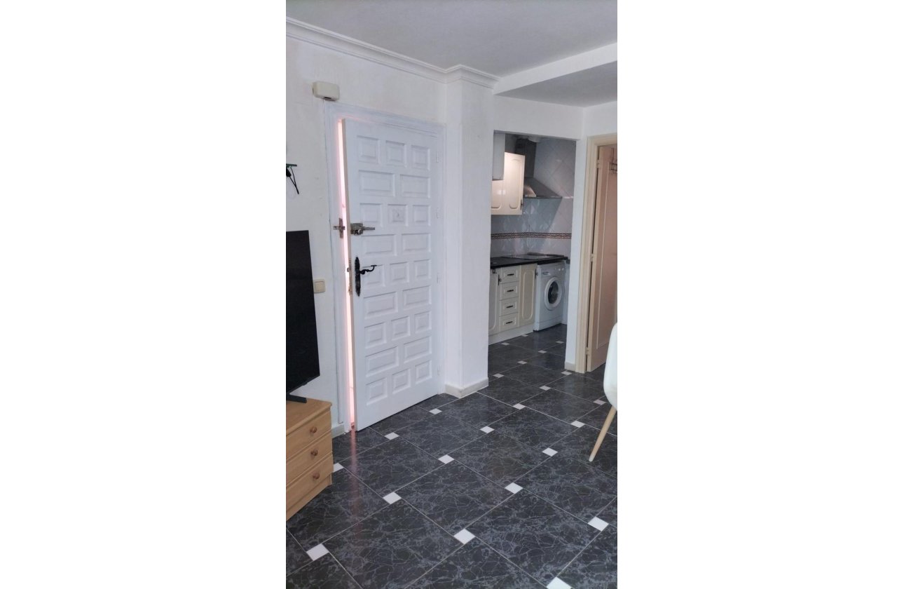 Resale - Apartment -
Torrevieja - Gaspar Perrelló