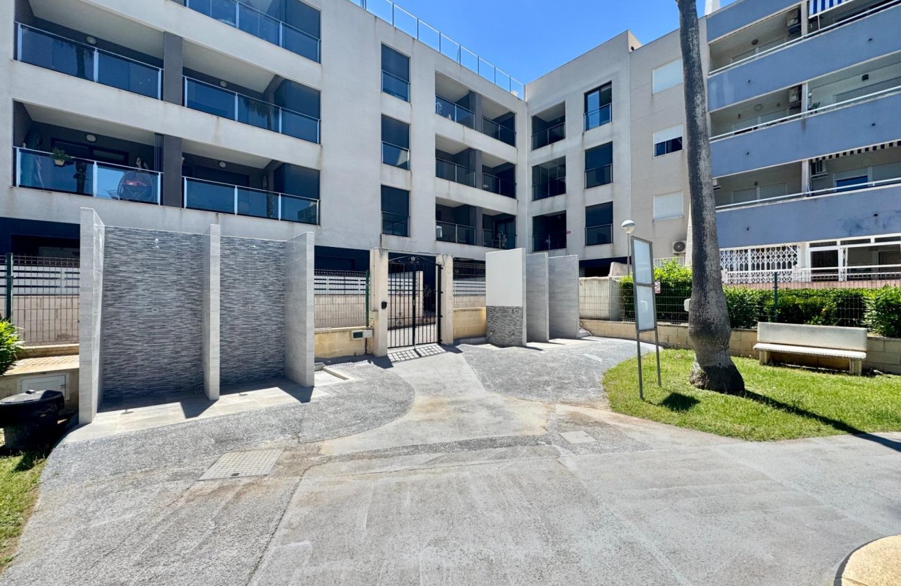 Resale - Apartment -
Torrevieja - Gaspar Perrelló