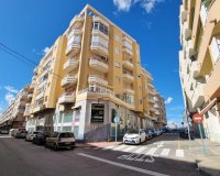 Resale - Apartment -
Torrevieja - Habaneras