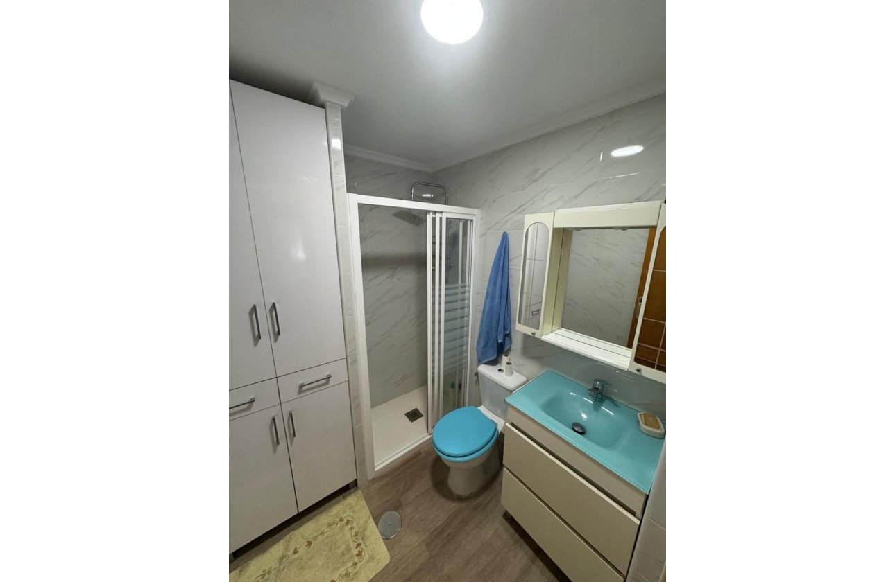 Resale - Apartment -
Torrevieja - Habaneras