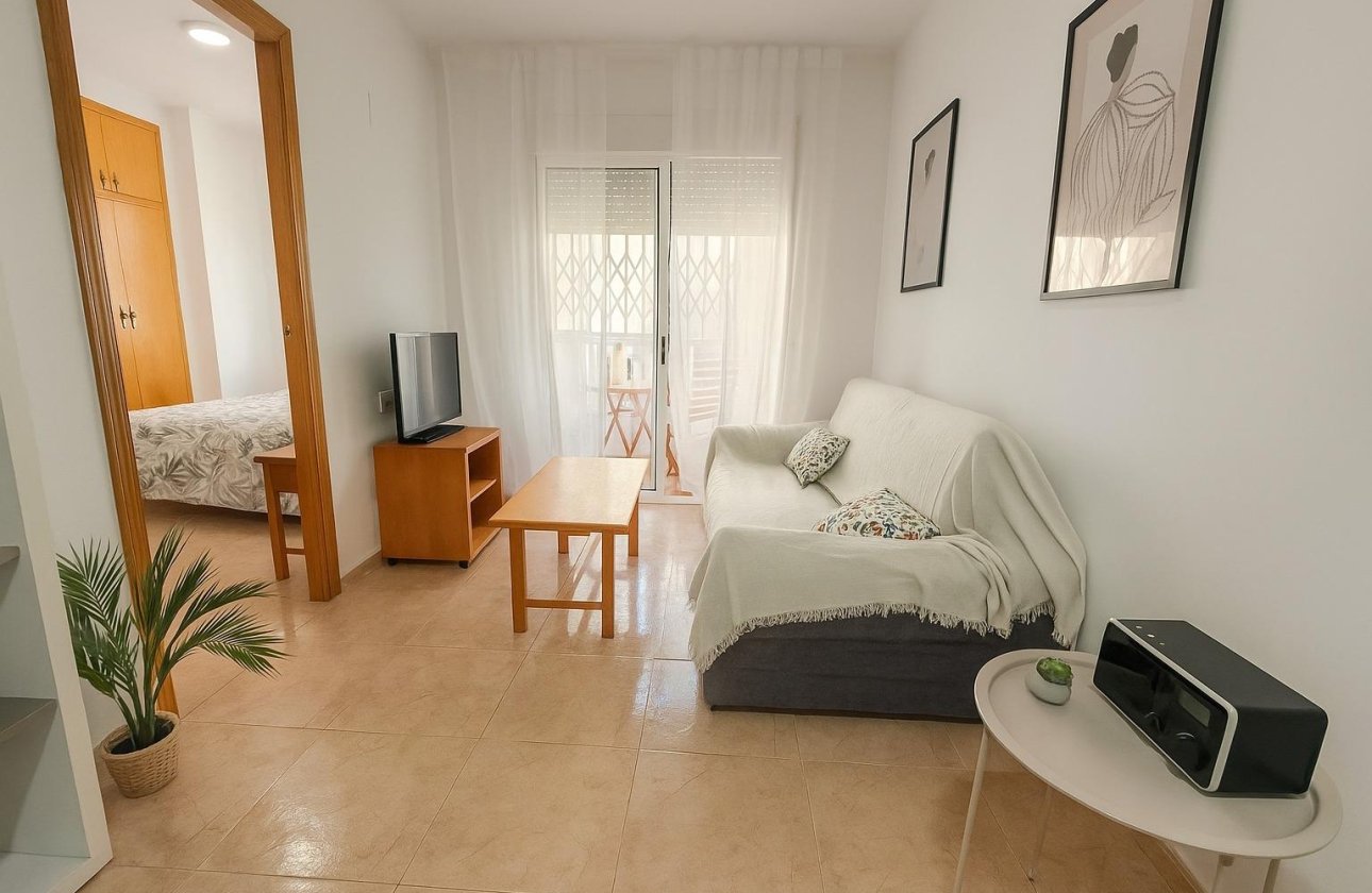Resale - Apartment -
Torrevieja - Habaneras