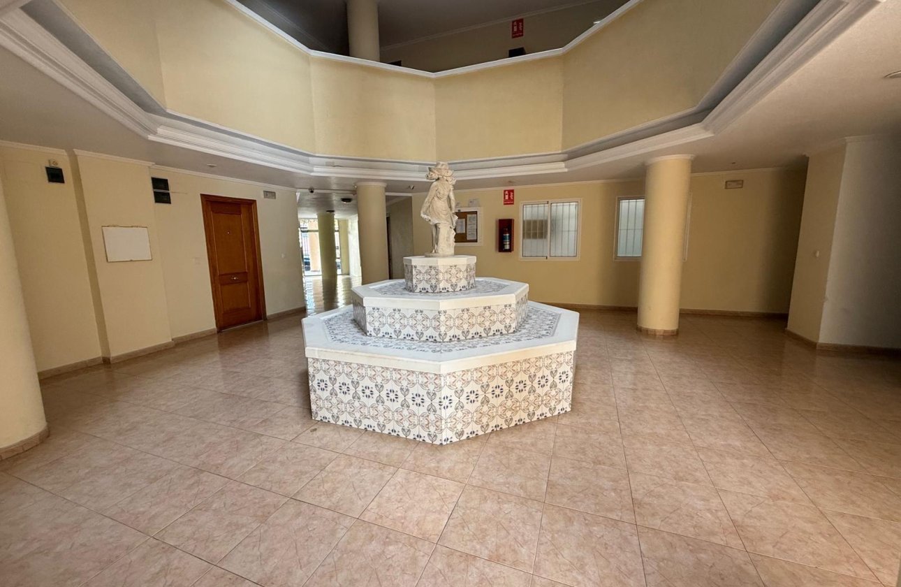 Resale - Apartment -
Torrevieja - Habaneras