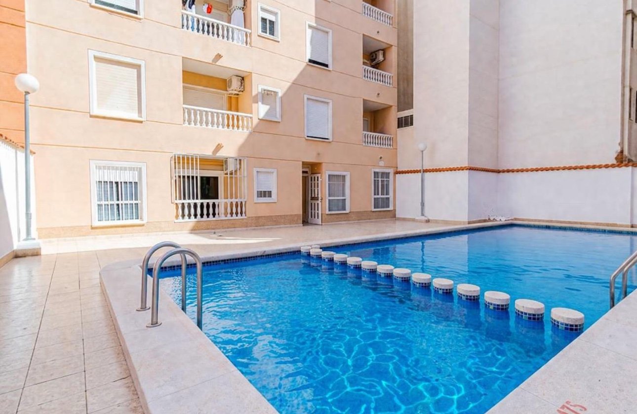 Resale - Apartment -
Torrevieja - Habaneras