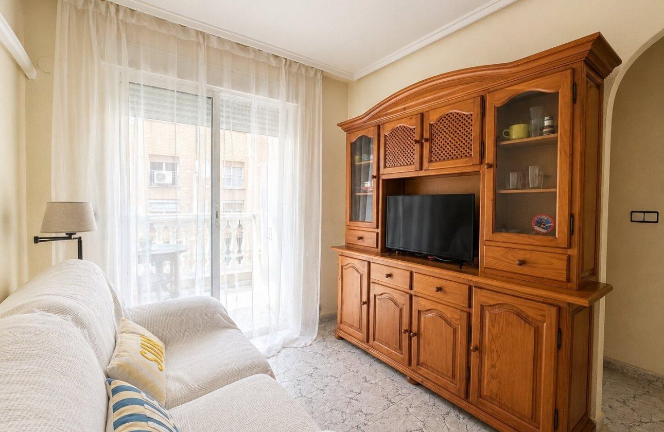 Resale - Apartment -
Torrevieja - Habaneras