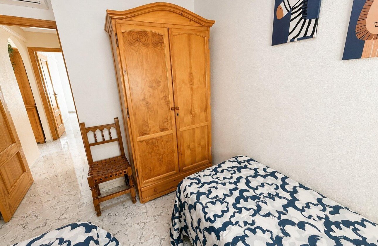 Resale - Apartment -
Torrevieja - Habaneras