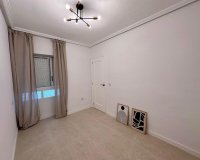 Resale - Apartment -
Torrevieja - Habaneras