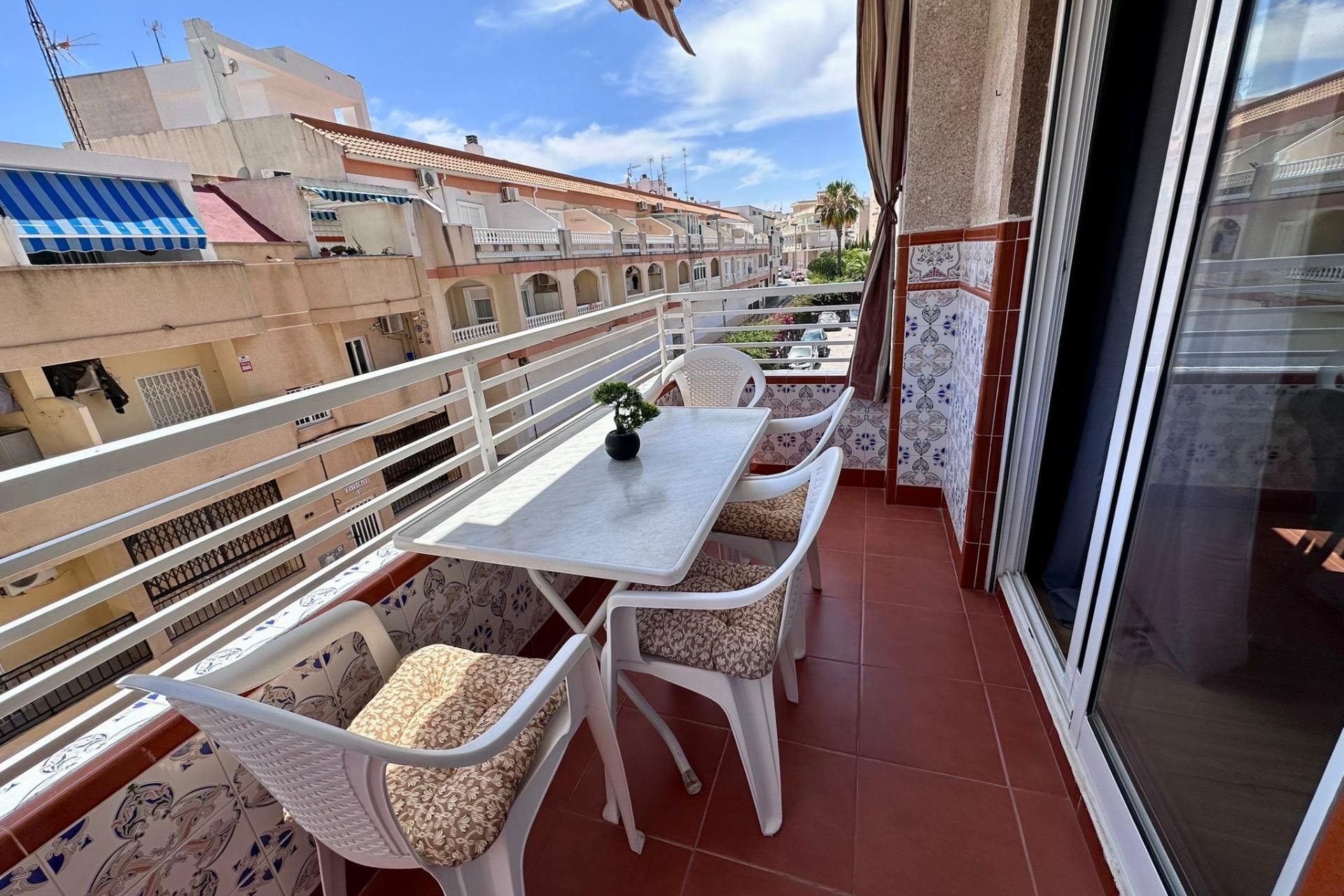 Resale - Apartment -
Torrevieja - Habaneras