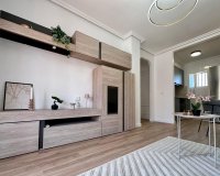 Resale - Apartment -
Torrevieja - Habaneras