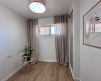 Resale - Apartment -
Torrevieja - Habaneras