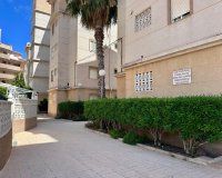 Resale - Apartment -
Torrevieja - Habaneras