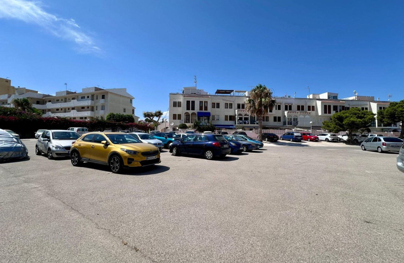 Resale - Apartment -
Torrevieja - Habaneras