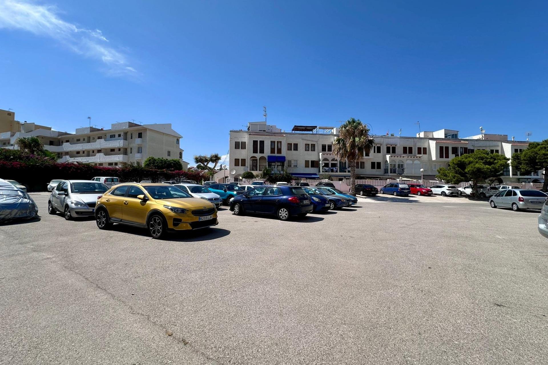 Resale - Apartment -
Torrevieja - Habaneras