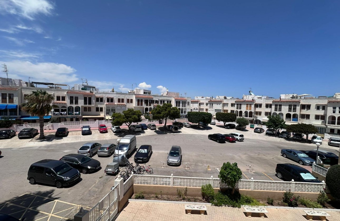 Resale - Apartment -
Torrevieja - Habaneras