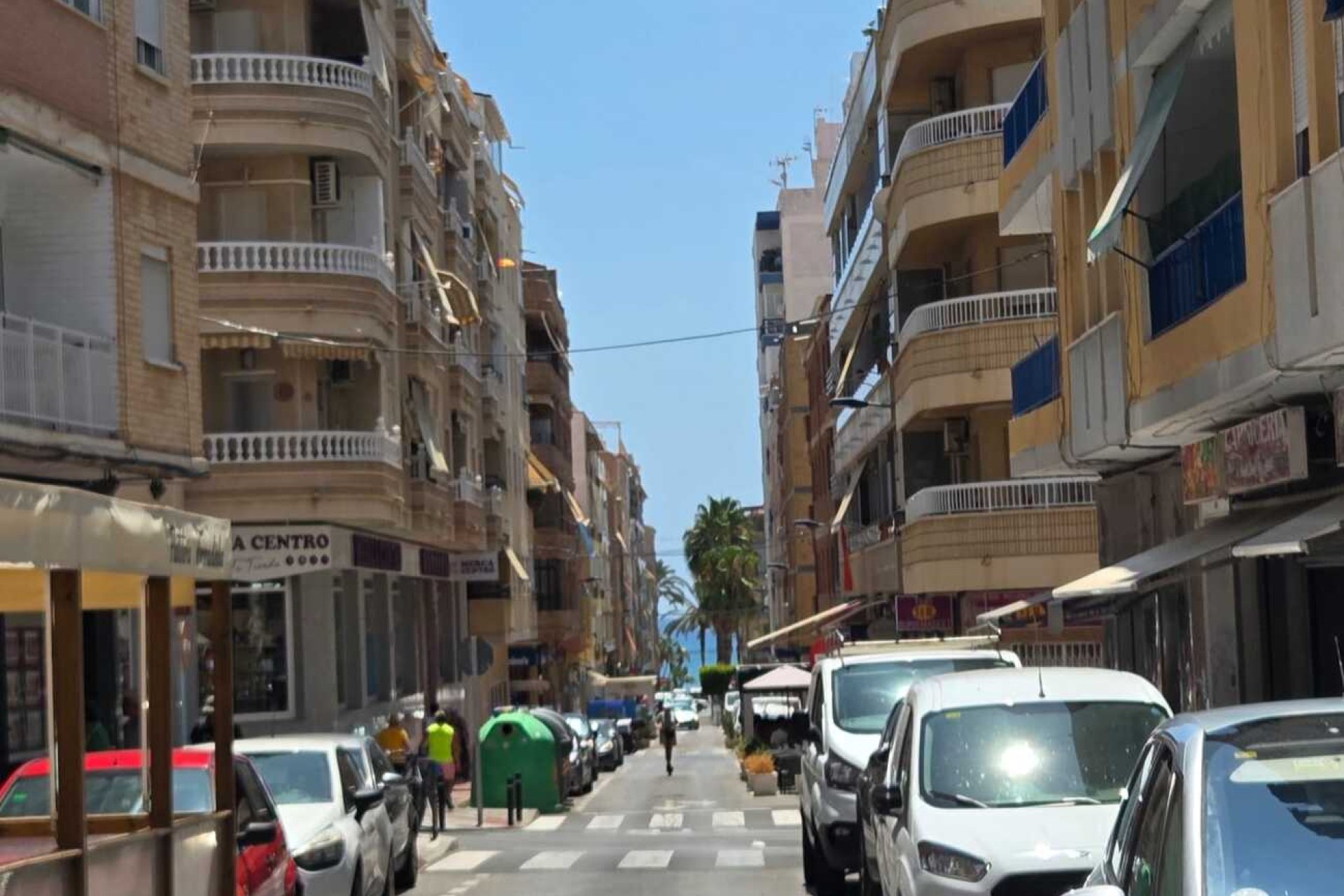 Resale - Apartment -
Torrevieja - Habaneras