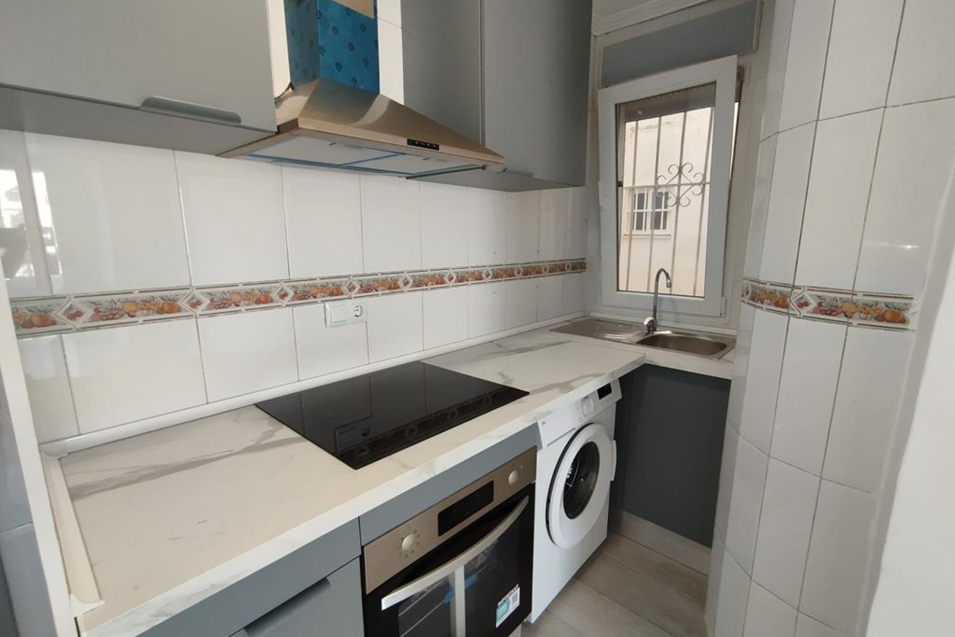 Resale - Apartment -
Torrevieja - Habaneras