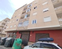 Resale - Apartment -
Torrevieja - Habaneras