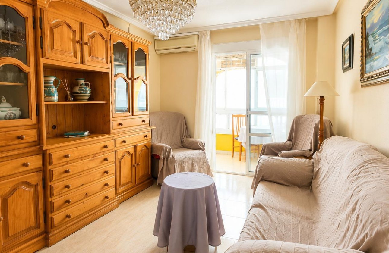 Resale - Apartment -
Torrevieja - Habaneras