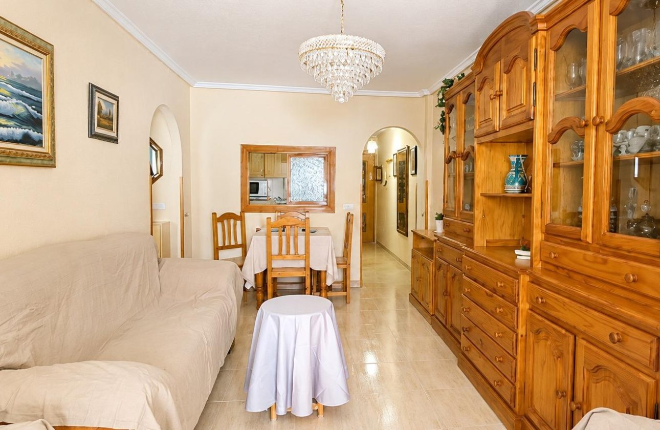 Resale - Apartment -
Torrevieja - Habaneras