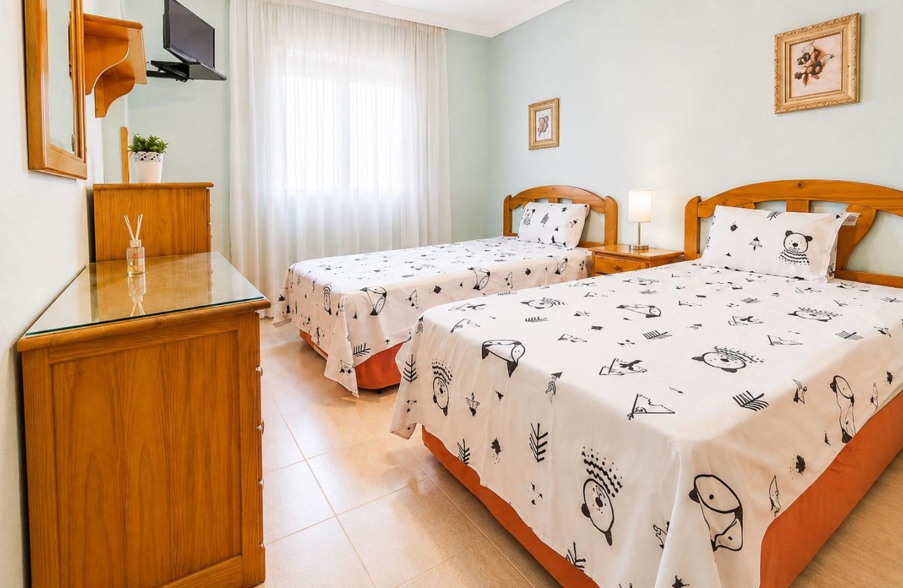 Resale - Apartment -
Torrevieja - Habaneras