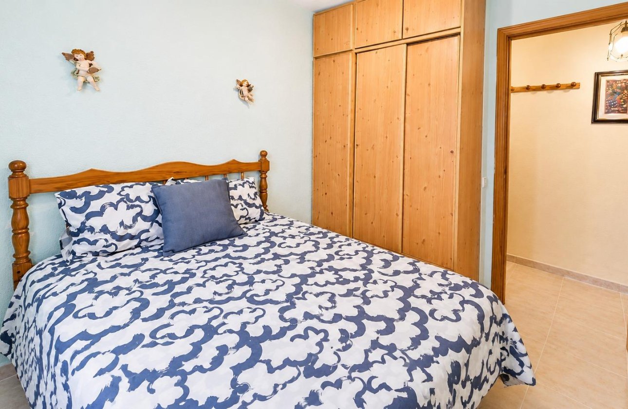 Resale - Apartment -
Torrevieja - Habaneras