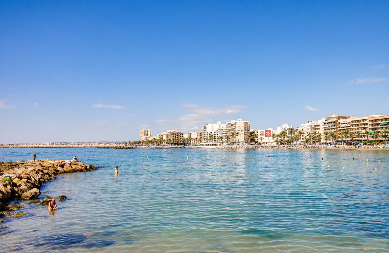 Resale - Apartment -
Torrevieja - Habaneras