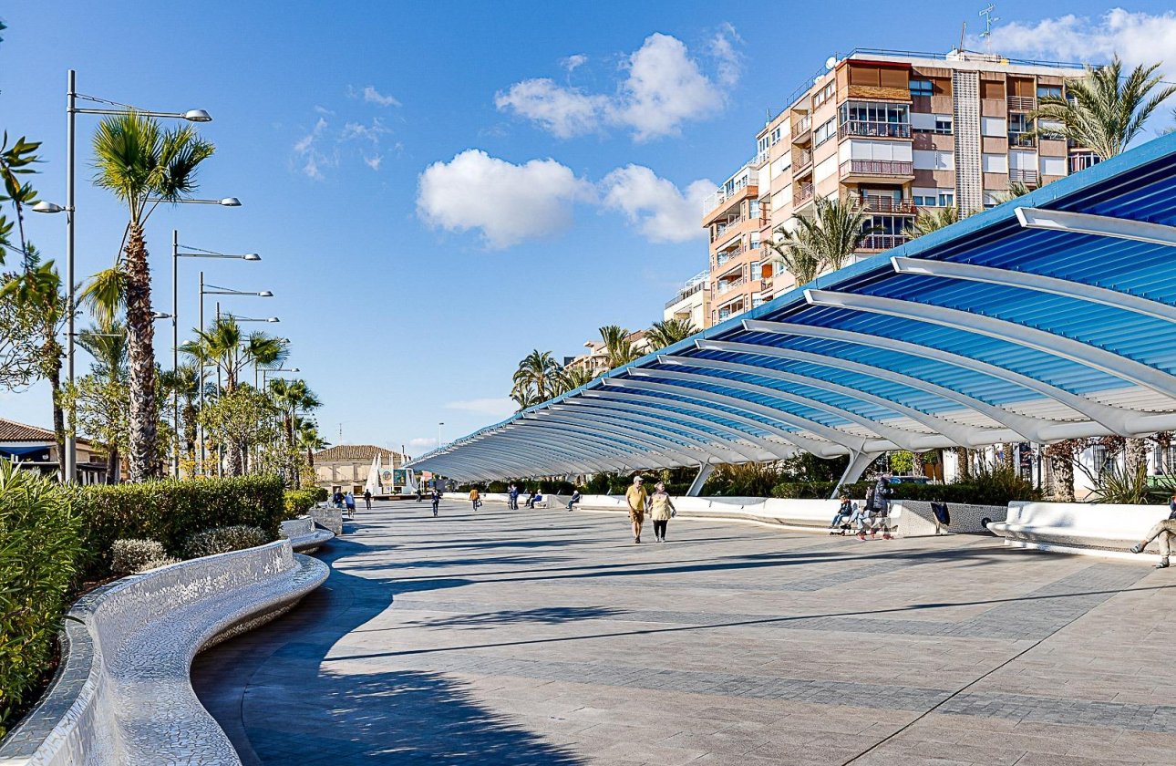 Resale - Apartment -
Torrevieja - Habaneras
