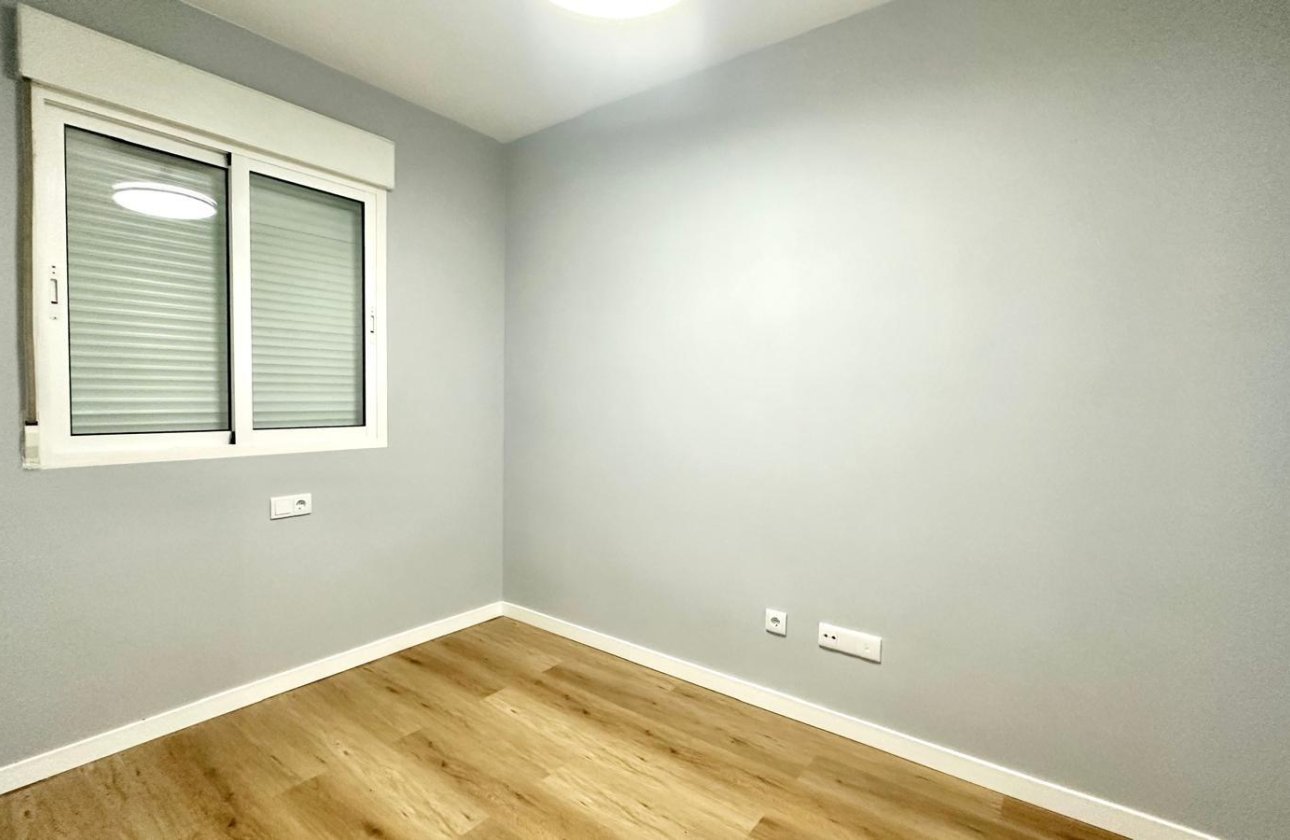 Resale - Apartment -
Torrevieja - La Mata Pueblo