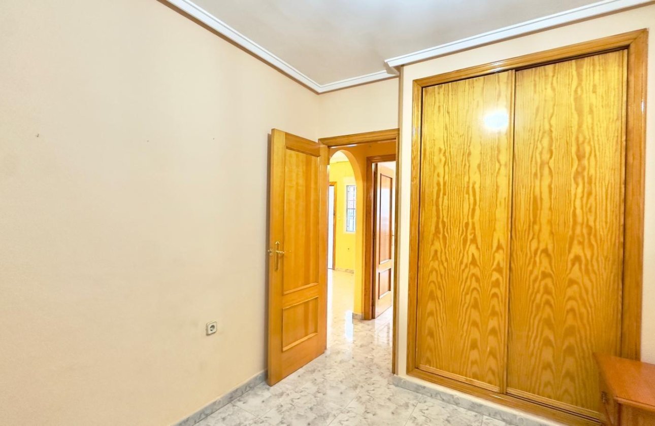 Resale - Apartment -
Torrevieja - La Mata Pueblo