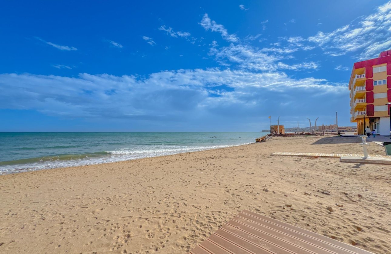 Resale - Apartment -
Torrevieja - La Mata Pueblo