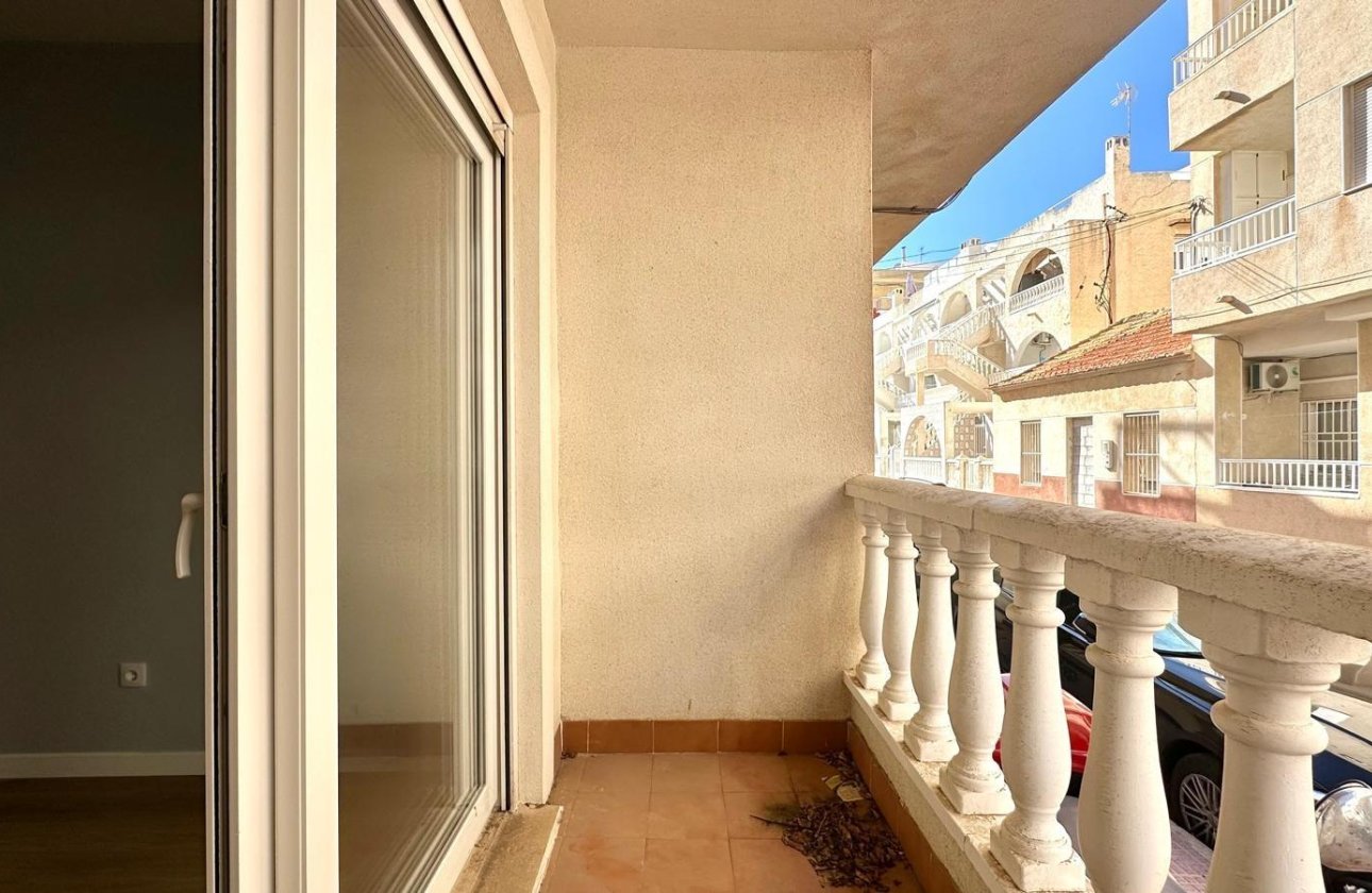 Resale - Apartment -
Torrevieja - La Mata Pueblo