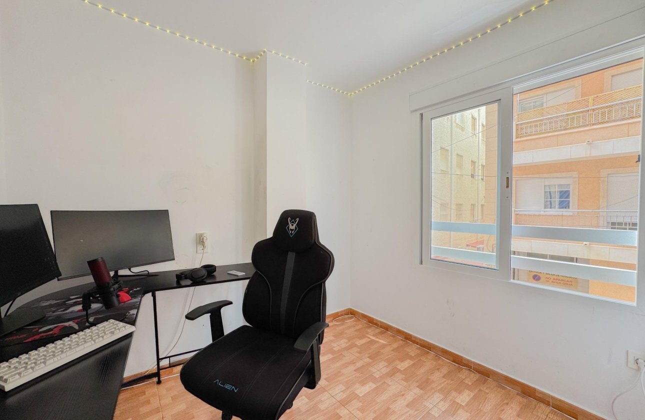 Resale - Apartment -
Torrevieja - La Mata Pueblo