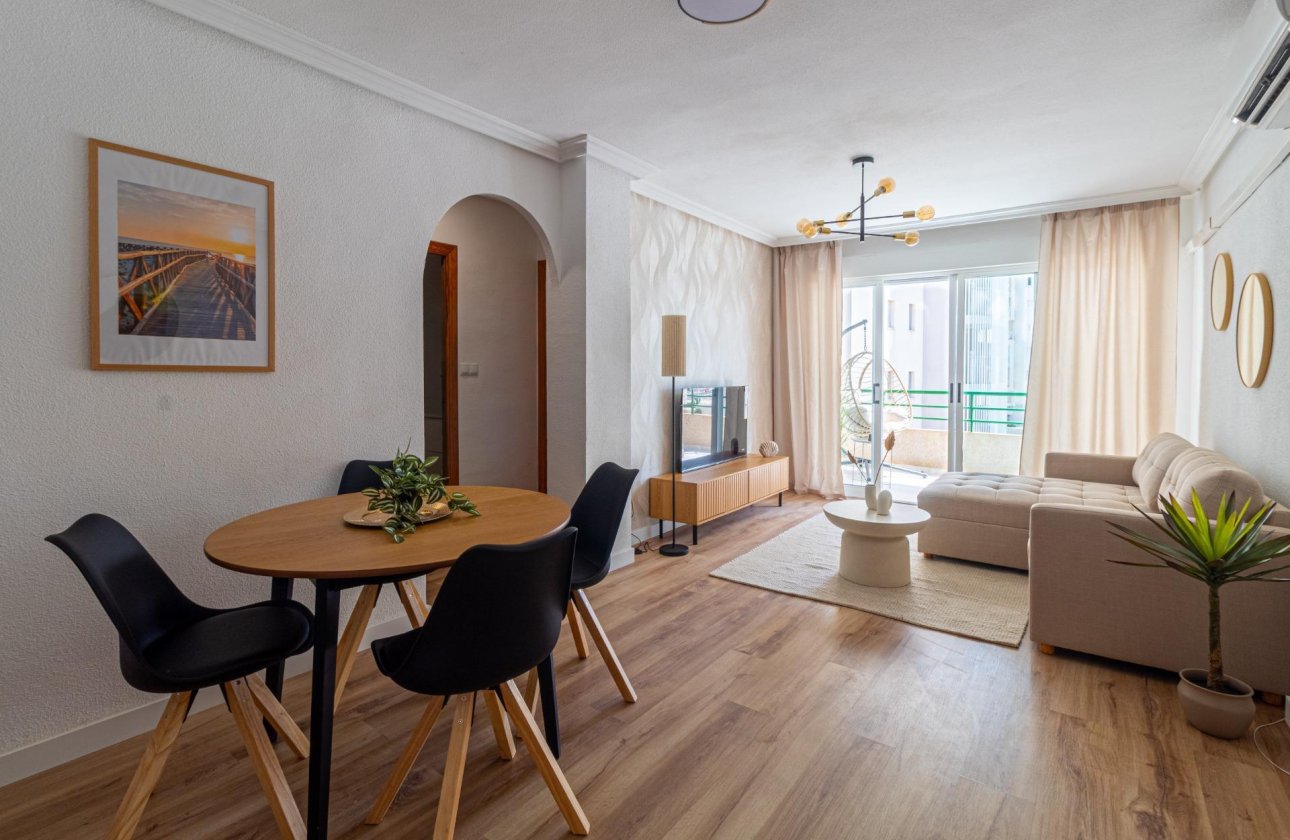 Resale - Apartment -
Torrevieja - La Mata Pueblo