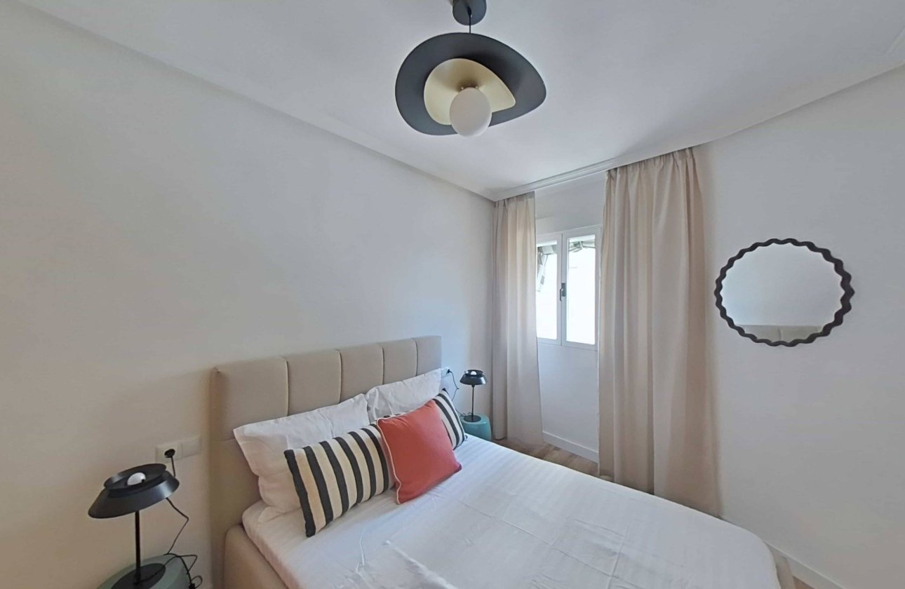 Resale - Apartment -
Torrevieja - La Mata Pueblo