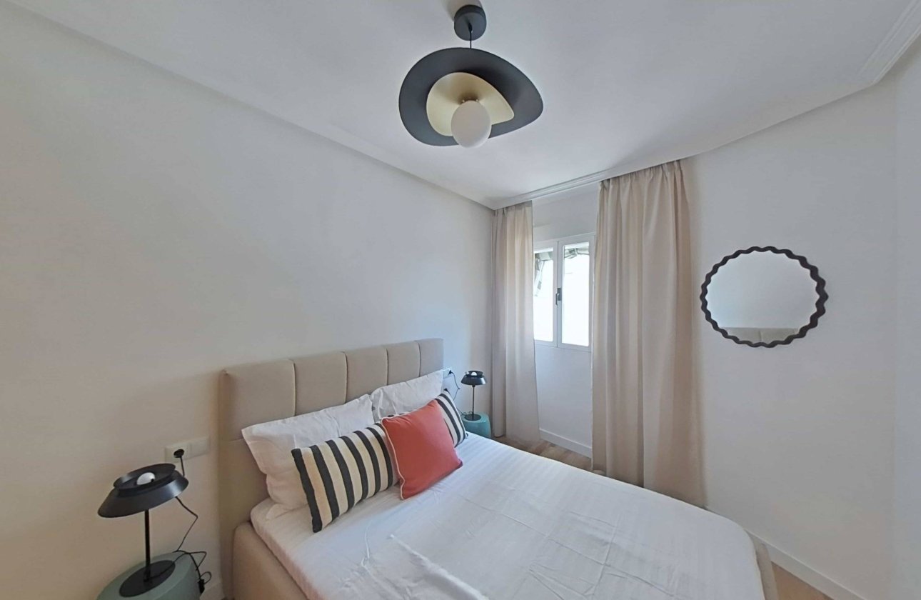 Resale - Apartment -
Torrevieja - La Mata Pueblo