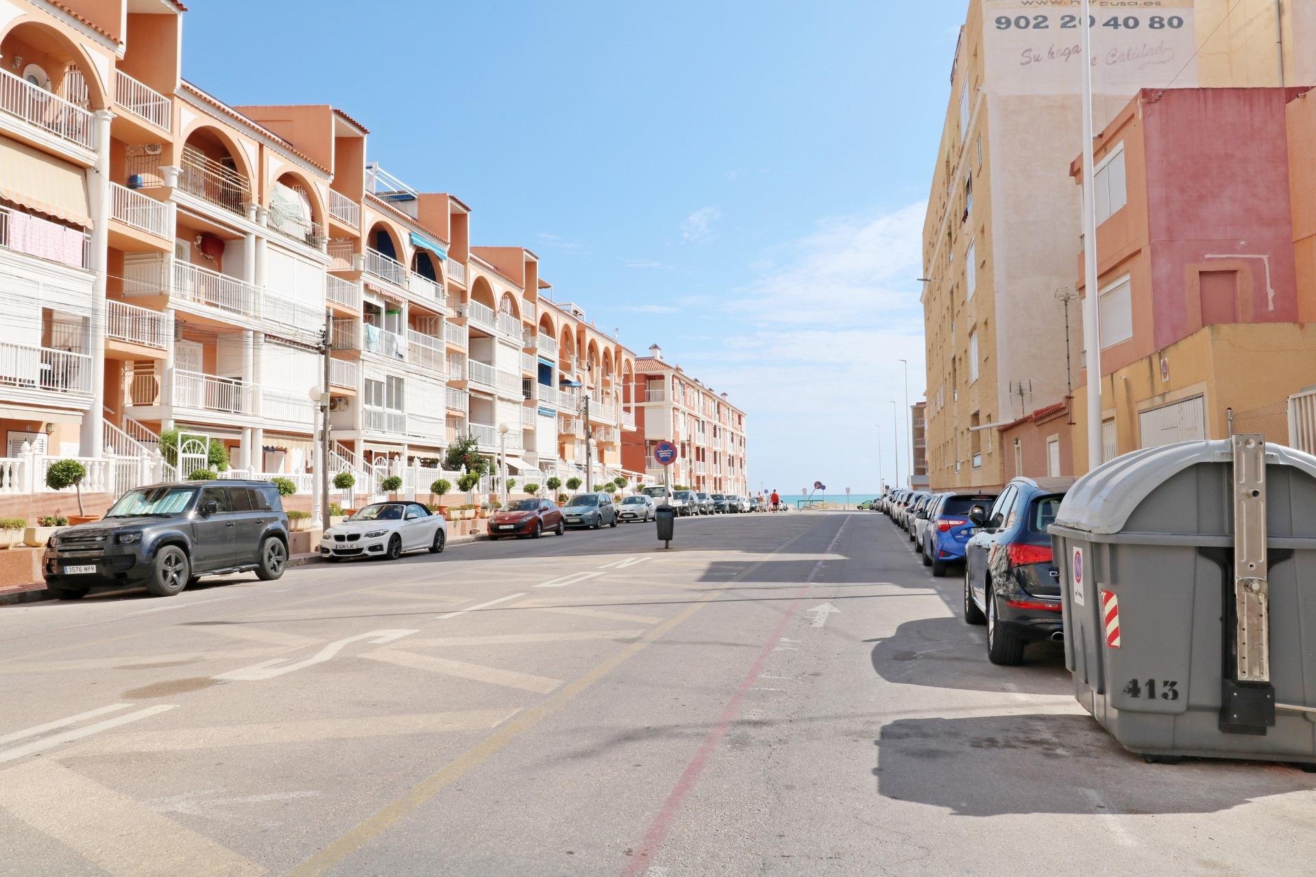 Resale - Apartment -
Torrevieja - La Mata Pueblo