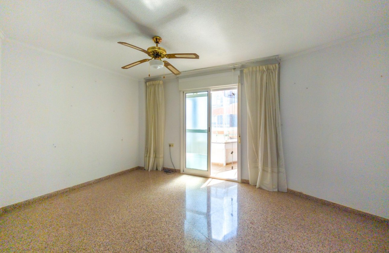 Resale - Apartment -
Torrevieja - La Mata Pueblo
