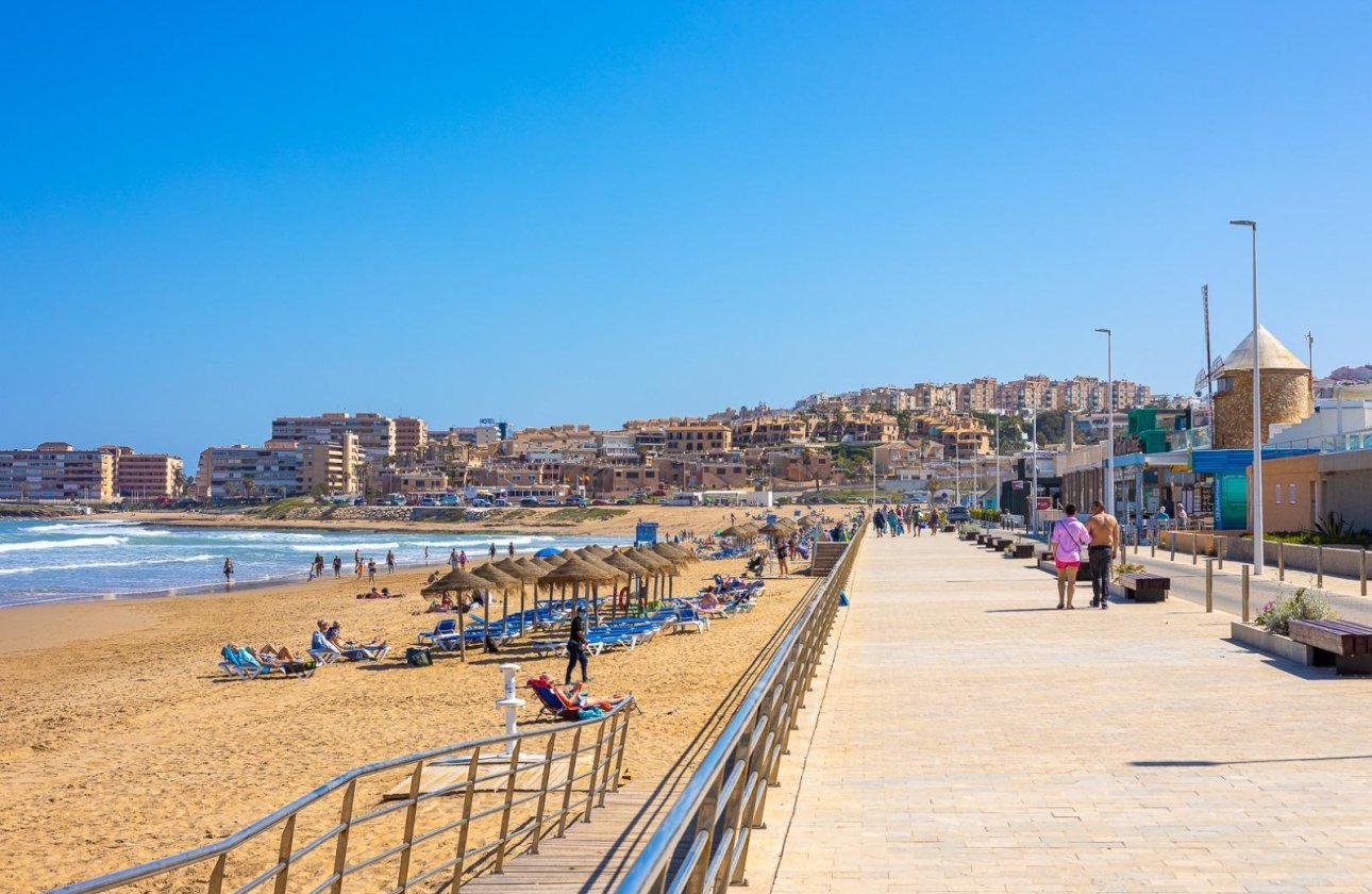 Resale - Apartment -
Torrevieja - La Mata