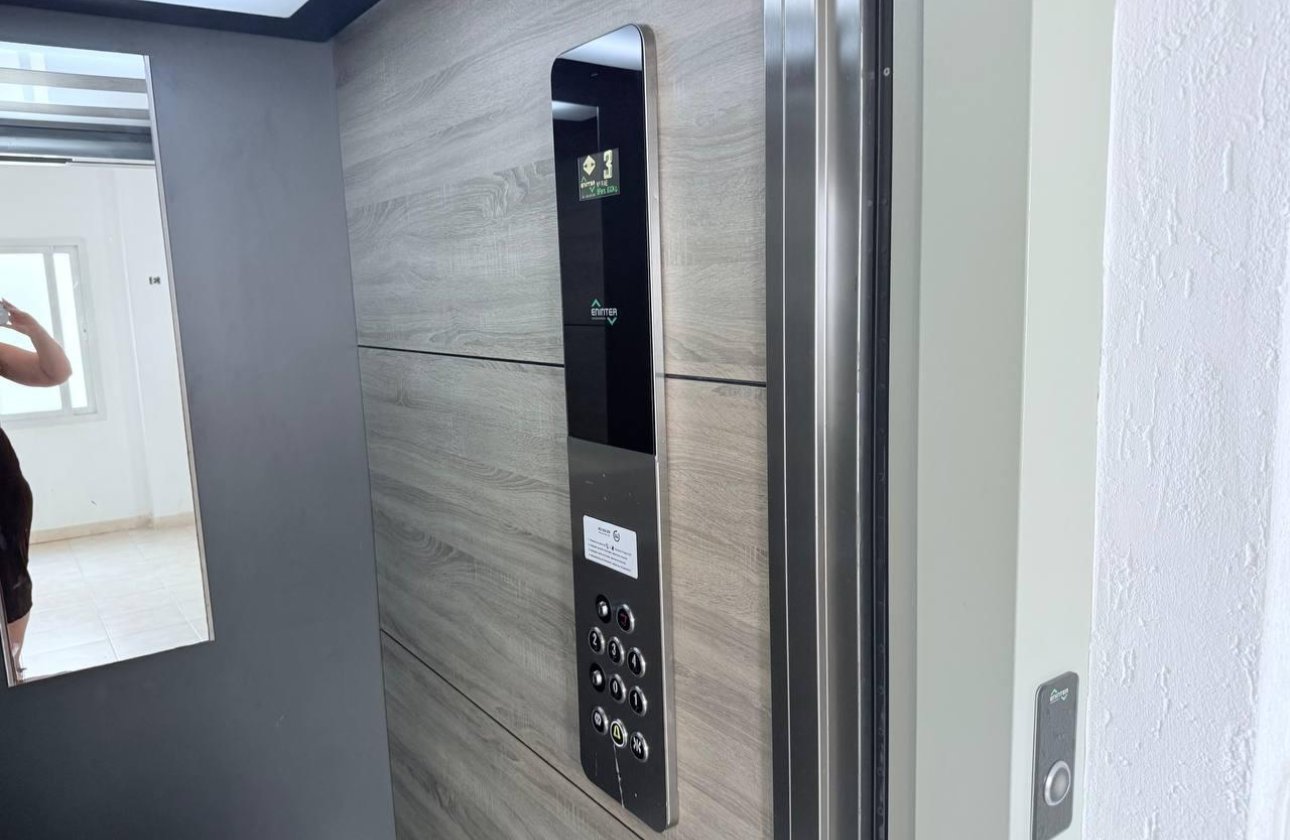 Resale - Apartment -
Torrevieja - La Mata