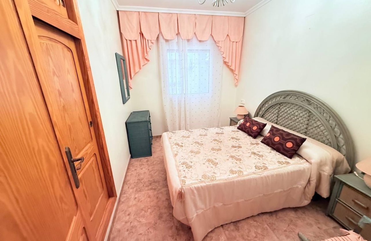 Resale - Apartment -
Torrevieja - La Mata