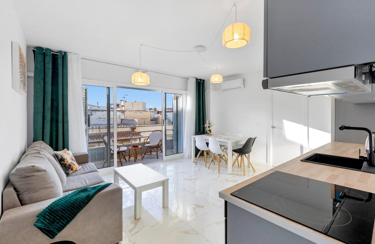 Resale - Apartment -
Torrevieja - La Mata