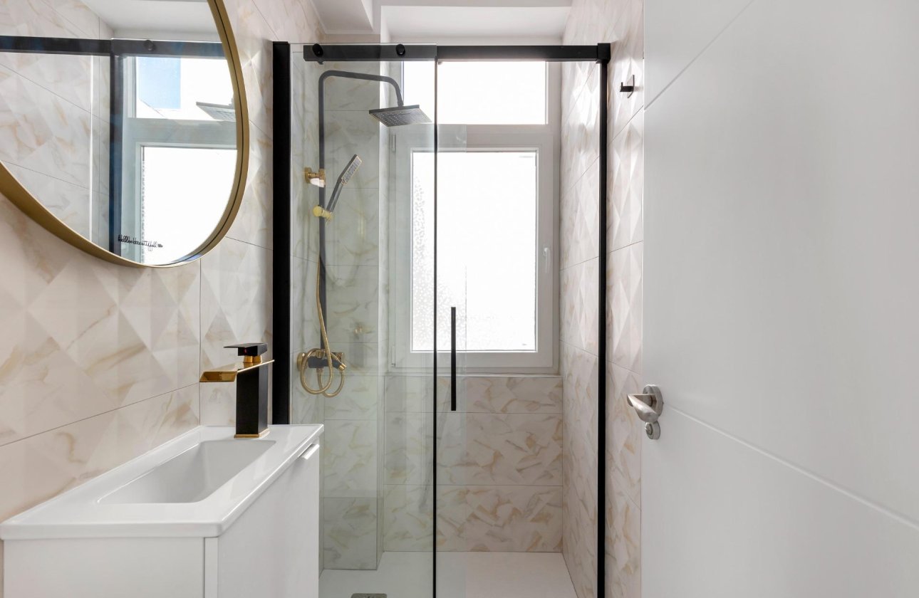 Resale - Apartment -
Torrevieja - La Mata