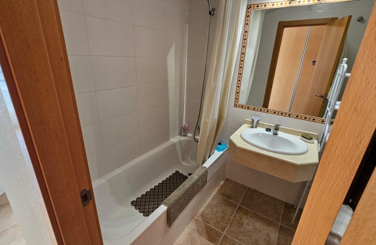 Resale - Apartment -
Torrevieja - La Veleta