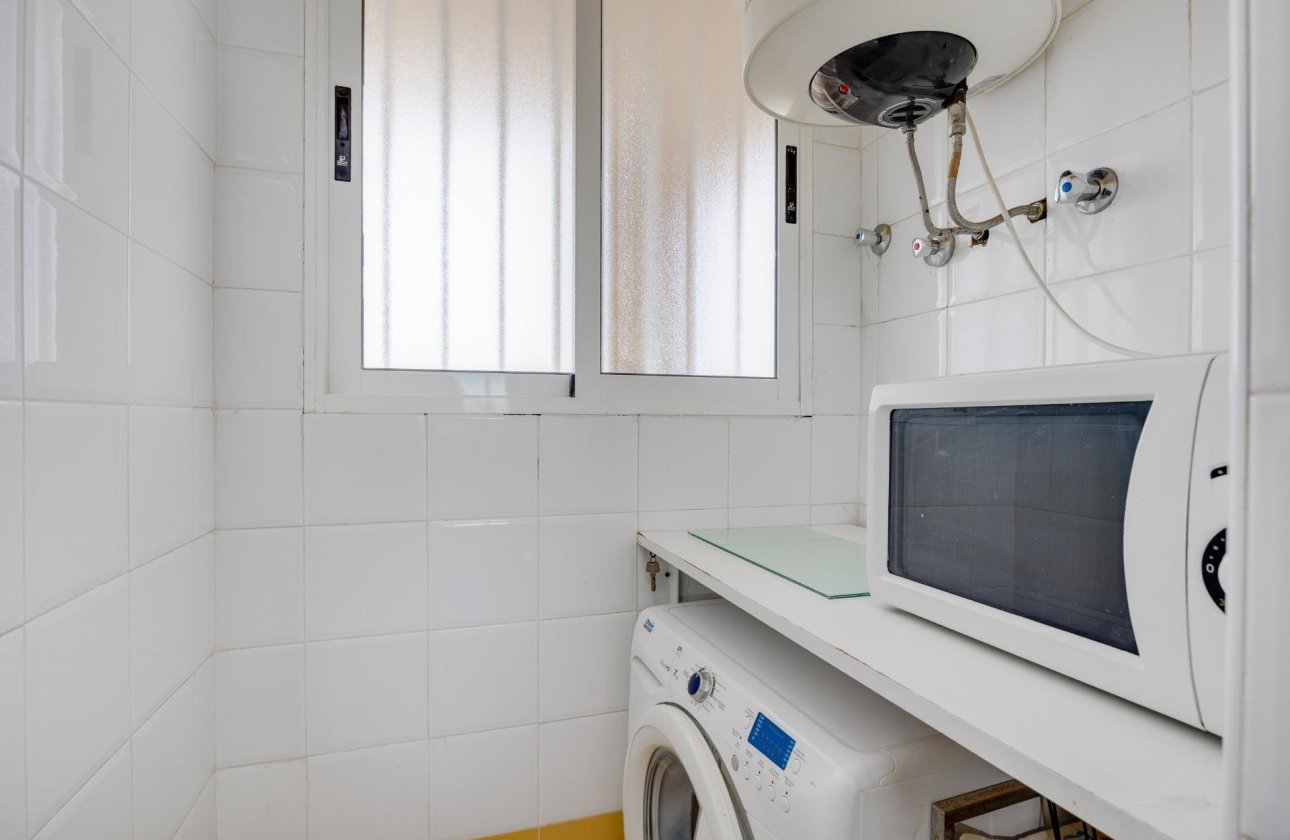 Resale - Apartment -
Torrevieja - La Veleta