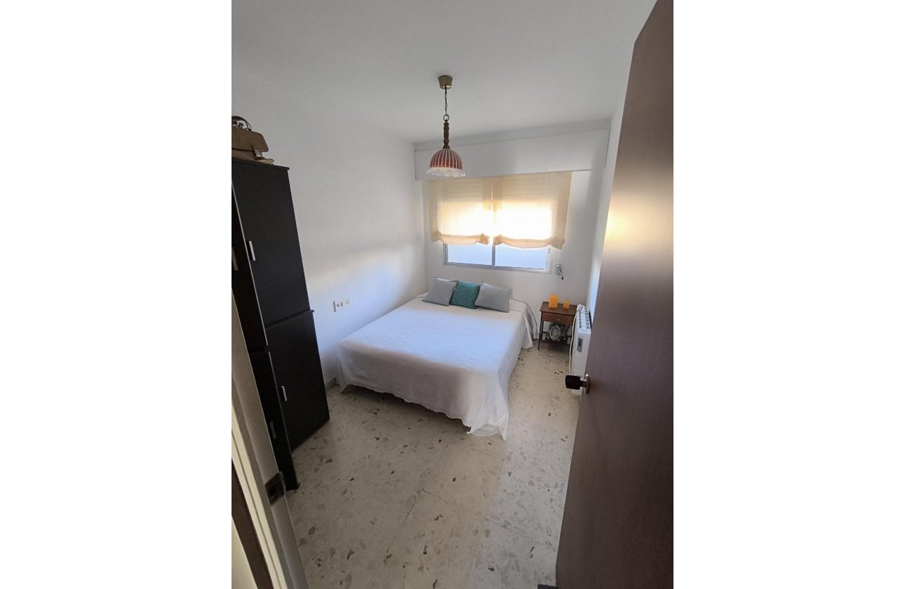 Resale - Apartment -
Torrevieja - Las Piscinas Naturales