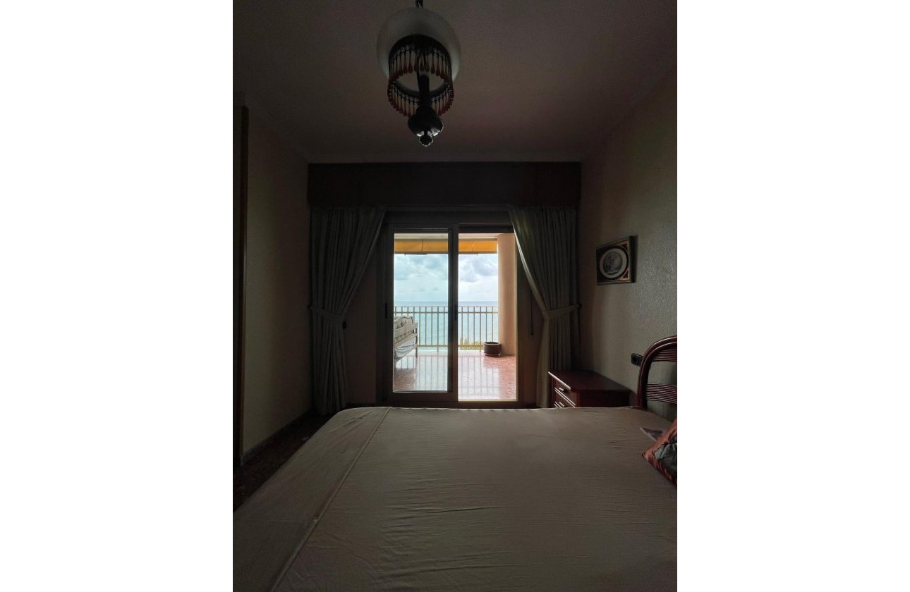 Resale - Apartment -
Torrevieja - Las Piscinas Naturales