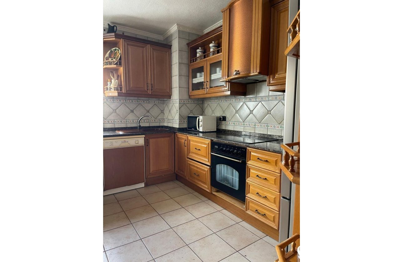 Resale - Apartment -
Torrevieja - Las Piscinas Naturales