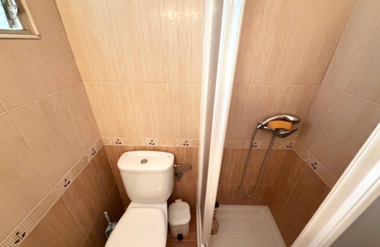 Resale - Apartment -
Torrevieja - Las Piscinas Naturales