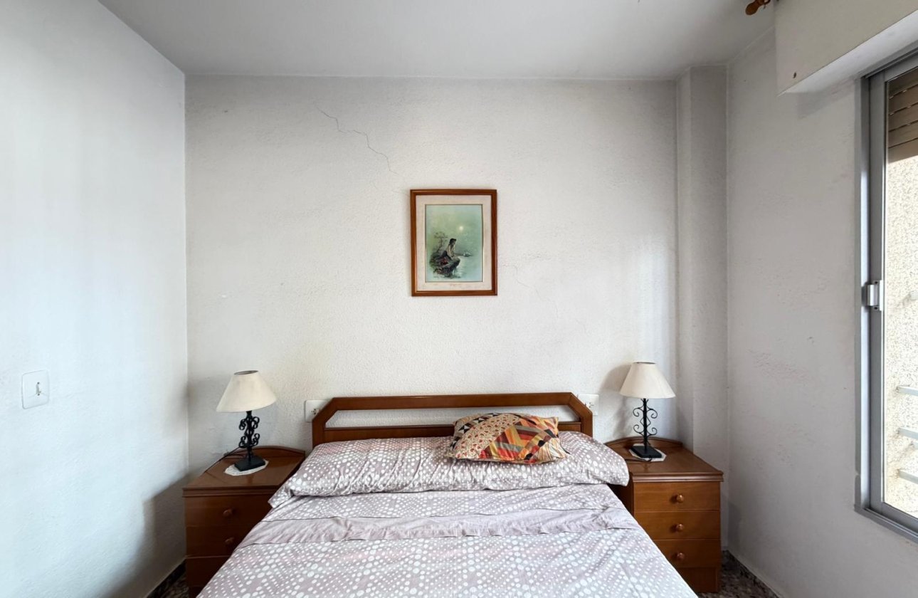 Resale - Apartment -
Torrevieja - Las Piscinas Naturales